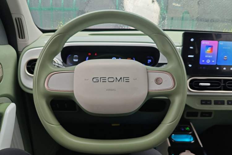 Used Geely Galaxy Panda 2025 210km Panda Rider Steering Wheel