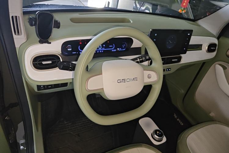 Used Geely Galaxy Panda 2025 210km Panda Rider Steering Wheel