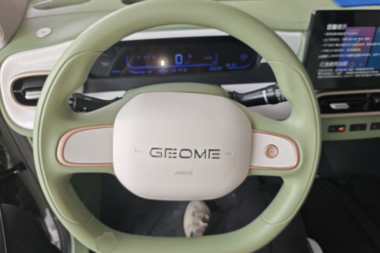 Used Geely Galaxy Panda 2025 210km Panda Rider Steering Wheel