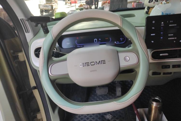 Used Geely Galaxy Panda 2025 210km Panda Rider Steering Wheel