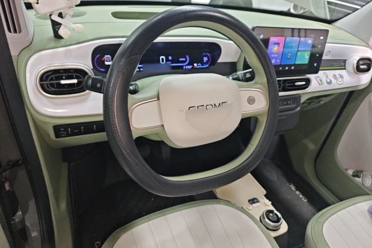 Used Geely Galaxy Panda 2025 210km Panda Rider Steering Wheel