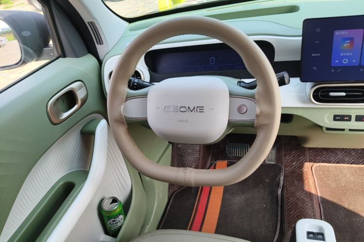 Used Geely Galaxy Panda 2025 210km Panda Rider Steering Wheel