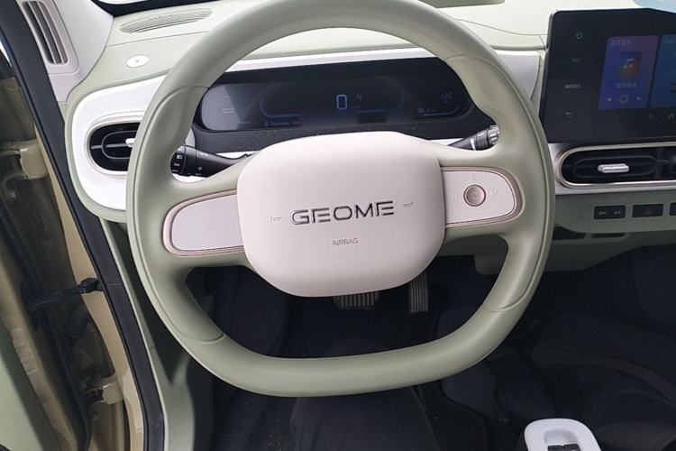 Used Geely Galaxy Panda 2025 210km Panda Rider Steering Wheel