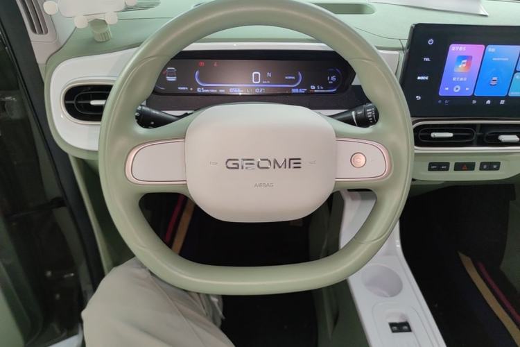 Used Geely Galaxy Panda 2025 210km Panda Rider Steering Wheel
