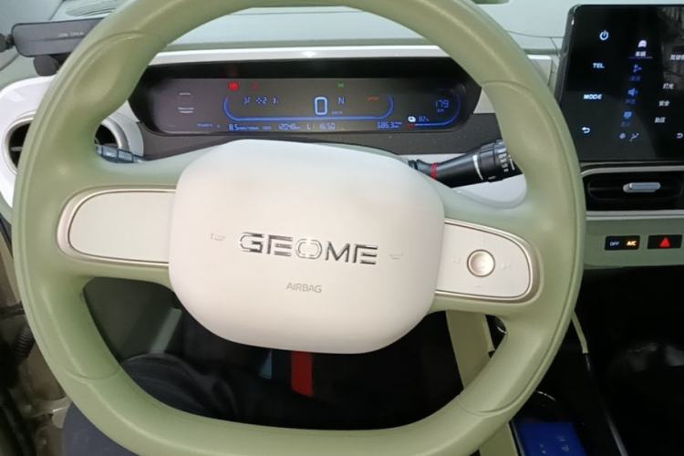 Used Geely Galaxy Panda 2025 210km Panda Rider Steering Wheel