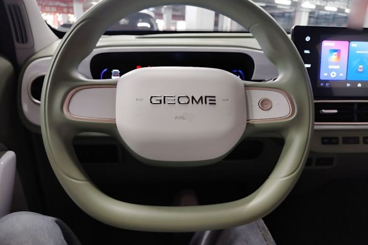 Used Geely Galaxy Panda 2025 210km Panda Rider Steering Wheel