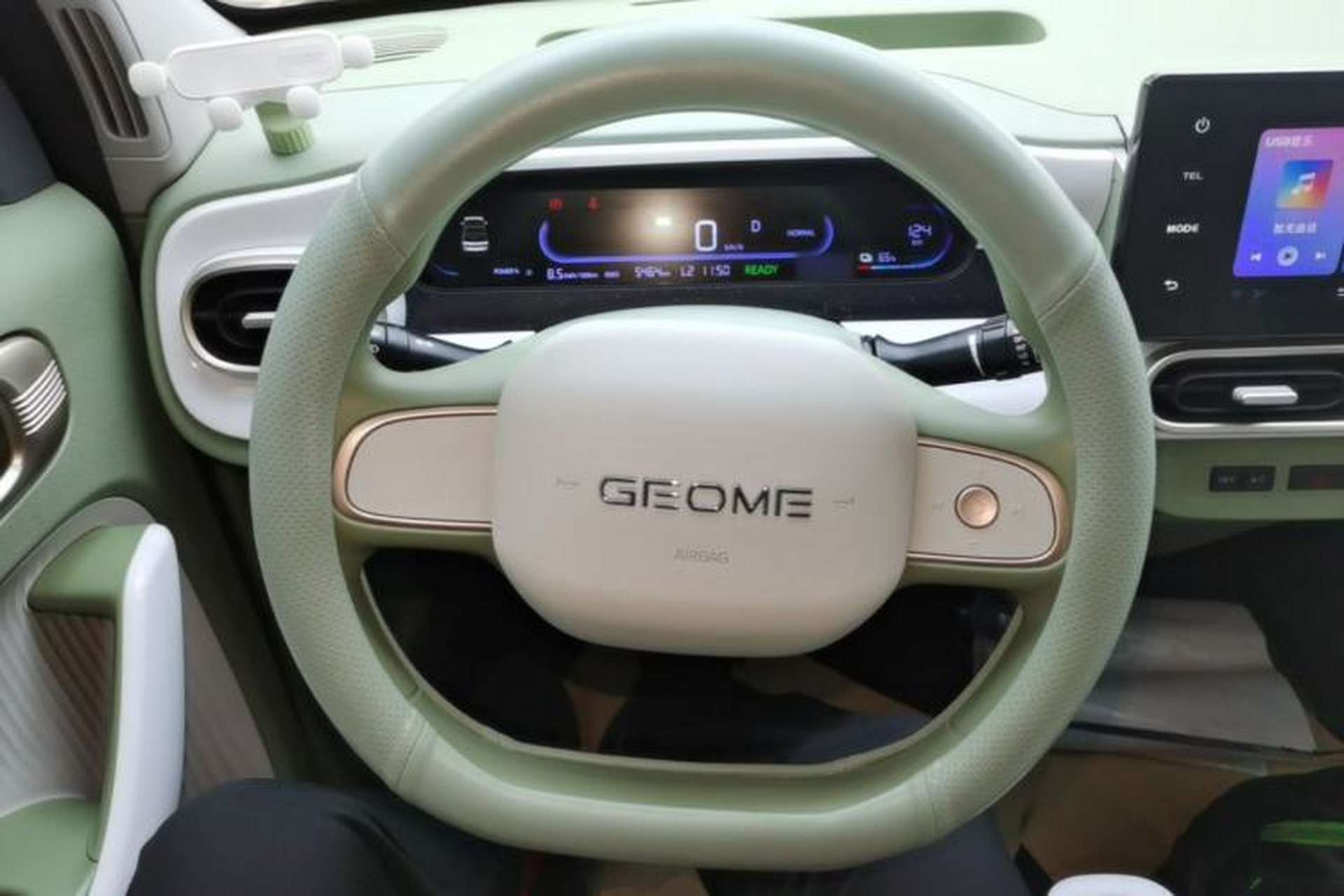 Used Geely Galaxy Panda 2025 210km Panda Rider Steering Wheel