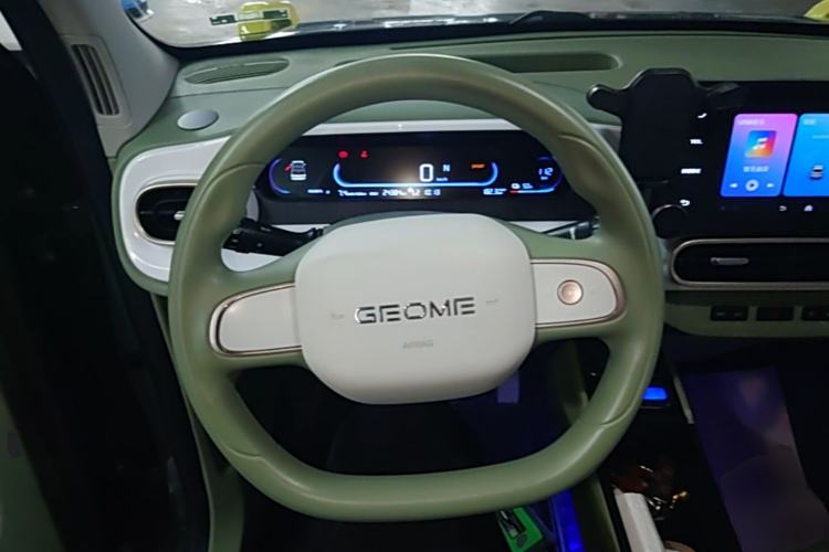 Used Geely Galaxy Panda 2025 210km Panda Kart Steering Wheel