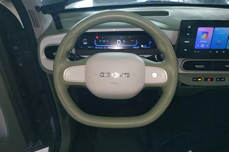 Used Geely Galaxy Panda 2025 210km Panda Rider Steering Wheel