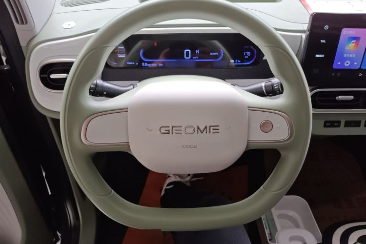 Used Geely Galaxy Panda 2025 210km Panda Rider Steering Wheel