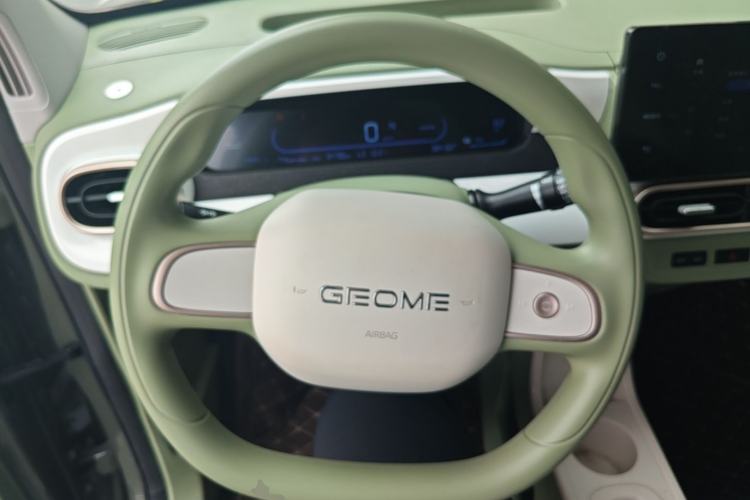 Used Geely Galaxy Panda 2025 210km Panda Rider Steering Wheel