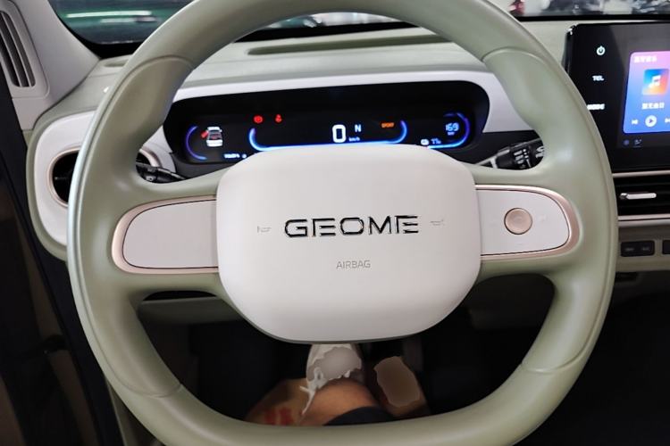 Used Geely Galaxy Panda 2025 210km Panda Rider Steering Wheel