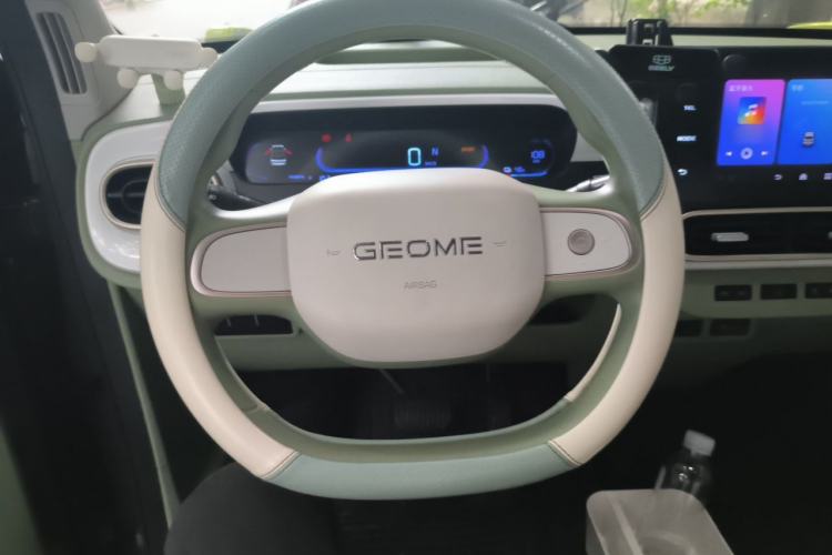 Used Geely Galaxy Panda 2025 210km Panda Rider Steering Wheel