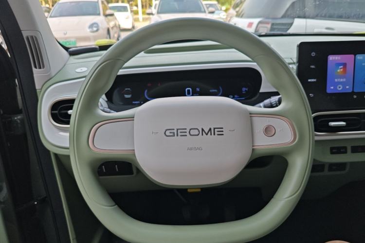 Used Geely Galaxy Panda 2025 210km Panda Rider Steering Wheel