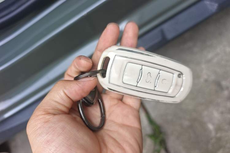 Used Geely Galaxy Panda 2025 210km Panda Rider Vehicle Key