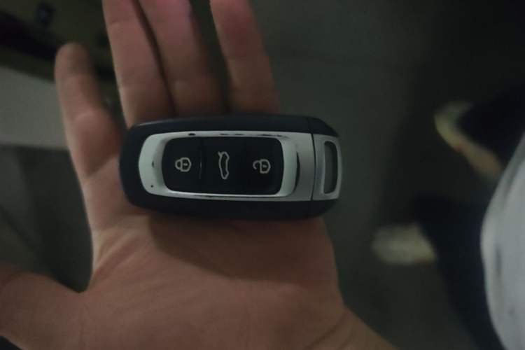 Used Geely Galaxy Panda 2025 210km Panda Rider Vehicle Key