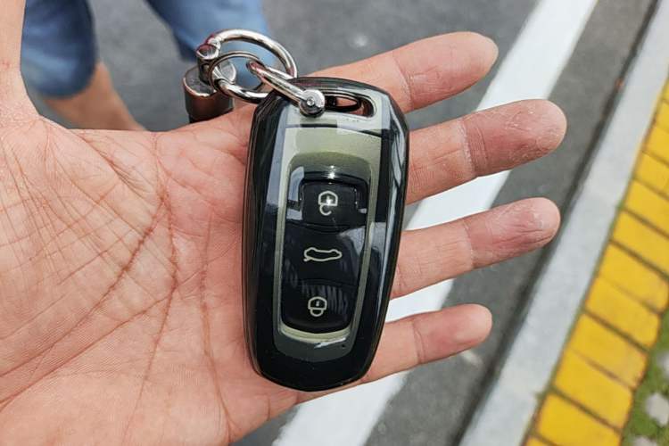 Used Geely Galaxy Panda 2025 210km Panda Rider Vehicle Key