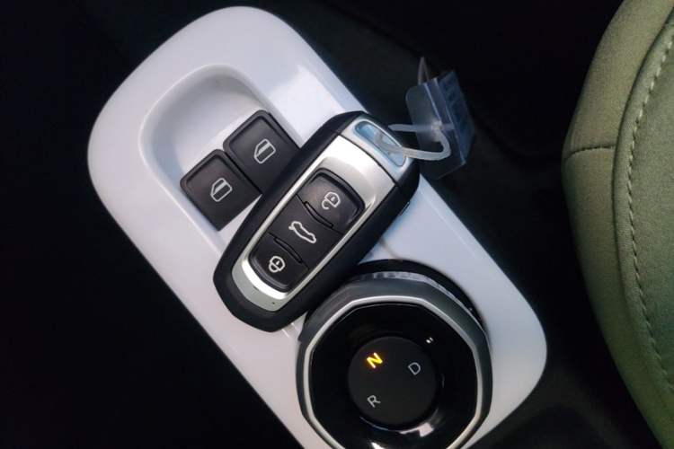 Used Geely Galaxy Panda 2025 210km Panda Rider Vehicle Key