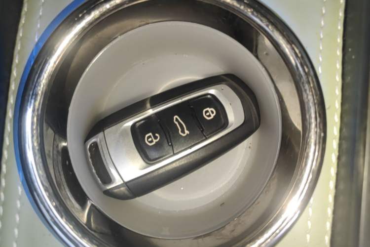 Used Geely Galaxy Panda 2025 210km Panda Rider Vehicle Key