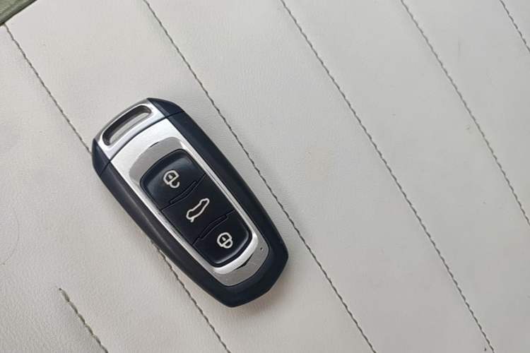 Used Geely Galaxy Panda 2025 210km Panda Rider Vehicle Key