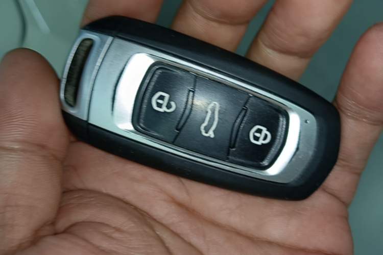 Used Geely Galaxy Panda 2025 210km Panda Rider Vehicle Key