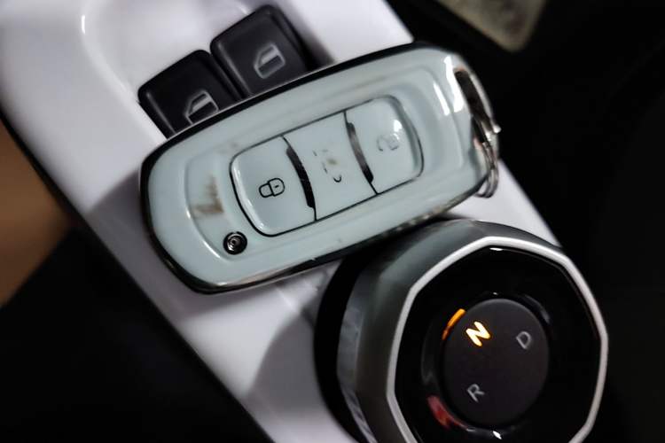 Used Geely Galaxy Panda 2025 210km Panda Rider Vehicle Key