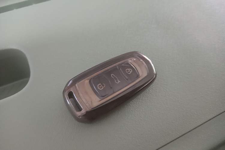Used Geely Galaxy Panda 2025 210km Panda Rider Vehicle Key