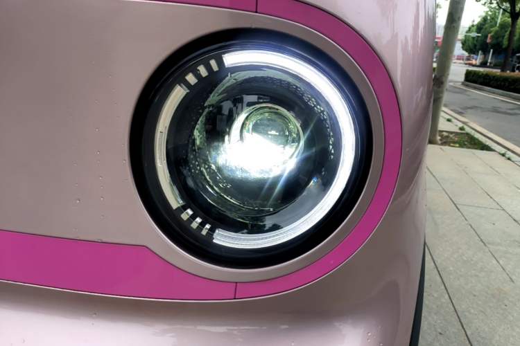 Used Geely Galaxy Panda 2025 210km Panda Kart Left Front Headlight