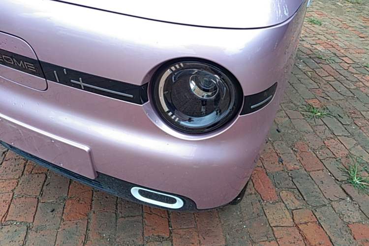 Used Geely Galaxy Panda 2025 210 km – Yuanqi Bear Left Front Headlight
