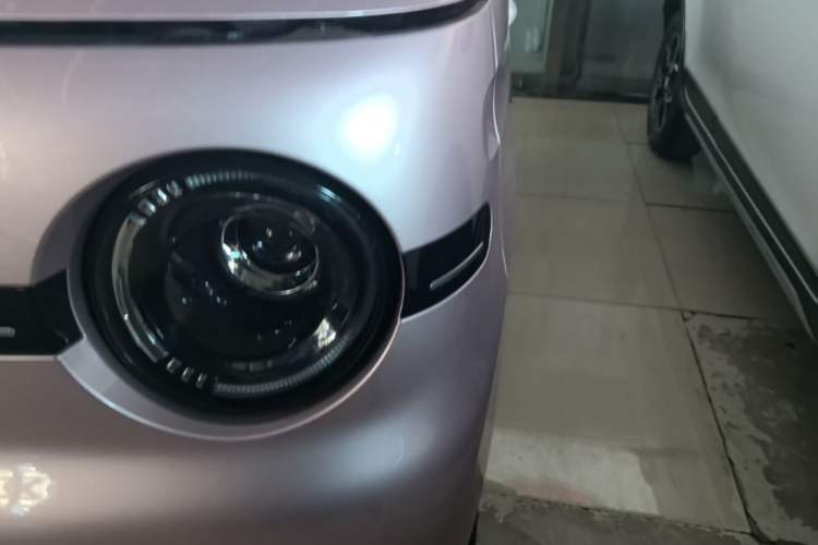 Used Geely Galaxy Panda 2025 210 km – Yuanqi Bear Left Front Headlight