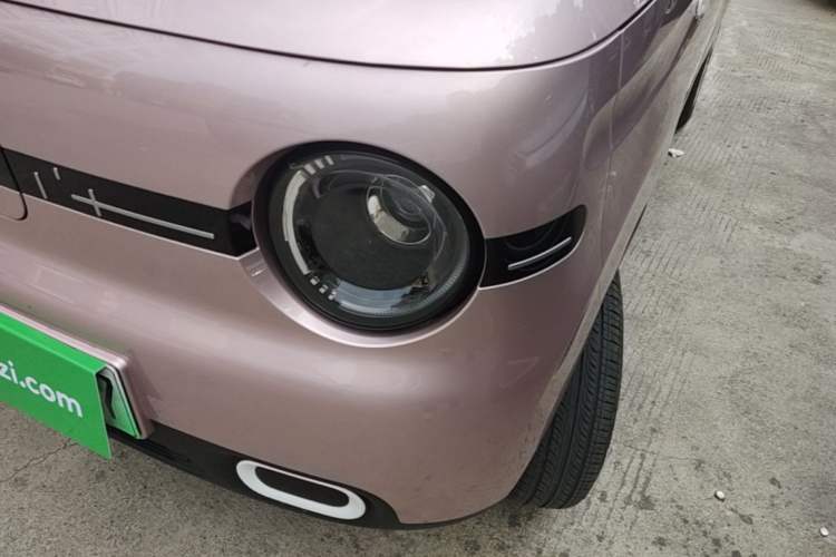 Used Geely Galaxy Panda 2025 210 km – Yuanqi Bear Left Front Headlight