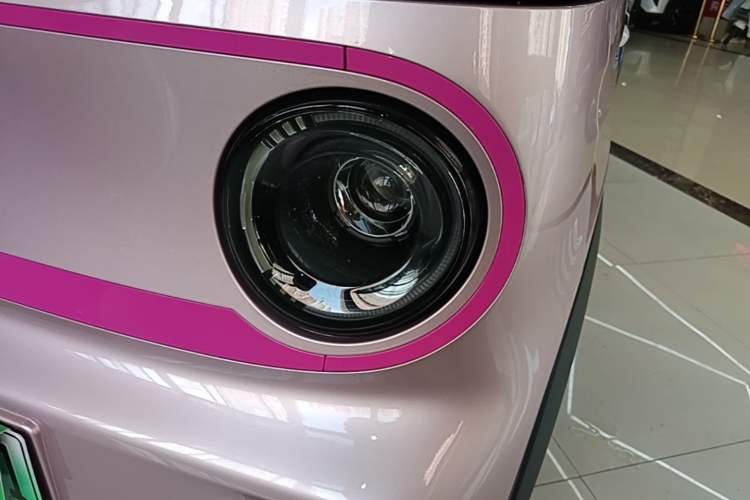 Used Geely Galaxy Panda 2025 210km Panda Kart Left Front Headlight