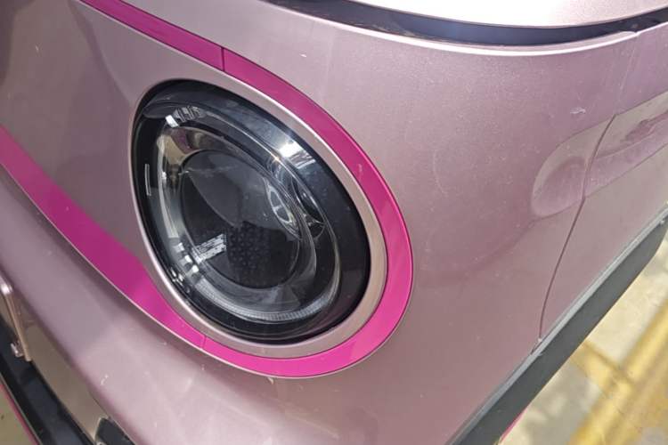 Used Geely Galaxy Panda 2025 210km Panda Kart Left Front Headlight