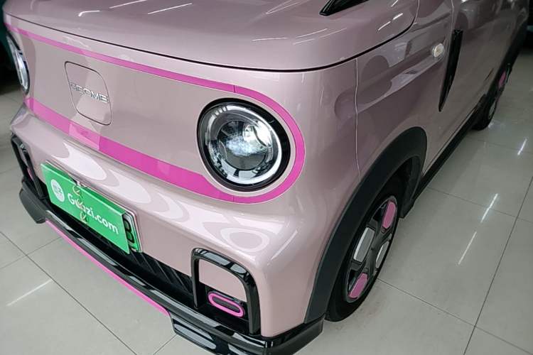 Used Geely Galaxy Panda 2025 210km Panda Kart Left Front Headlight