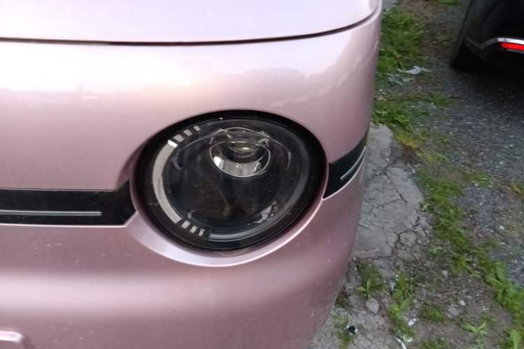Used Geely Galaxy Panda 2025 210 km – Yuanqi Bear Left Front Headlight