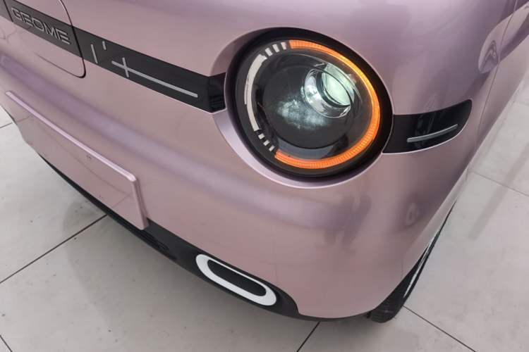 Used Geely Galaxy Panda 2025 210 km – Yuanqi Bear Left Front Headlight