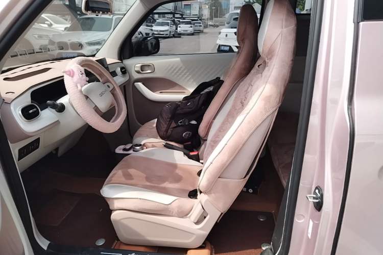 Used Geely Galaxy Panda 2025 210 km – Yuanqi Bear Left Front Seat