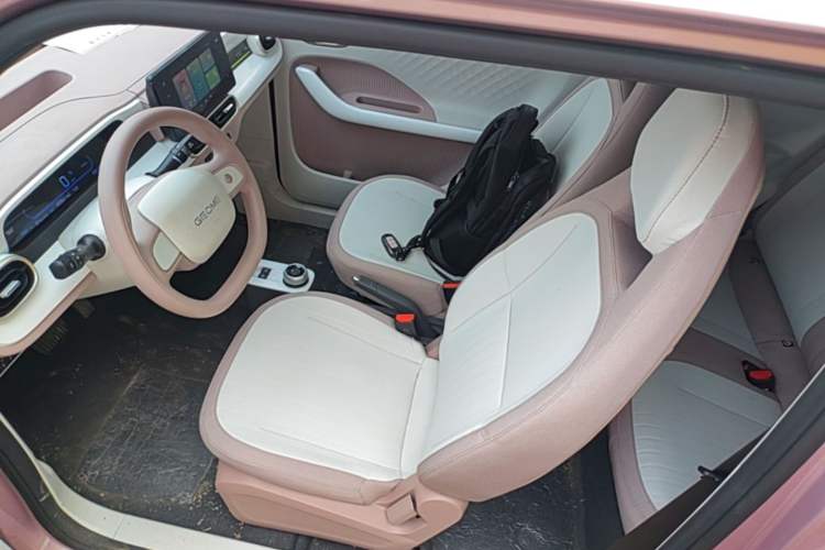 Used Geely Galaxy Panda 2025 210 km – Yuanqi Bear Left Front Seat