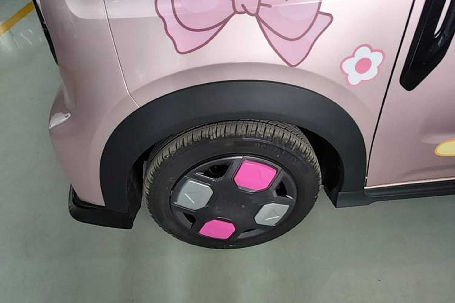 Used Geely Galaxy Panda 2025 210km Panda Kart Left Front Wheel Hub