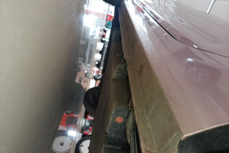 Used Geely Galaxy Panda 2025 210 km – Yuanqi Bear Left Side Sill
