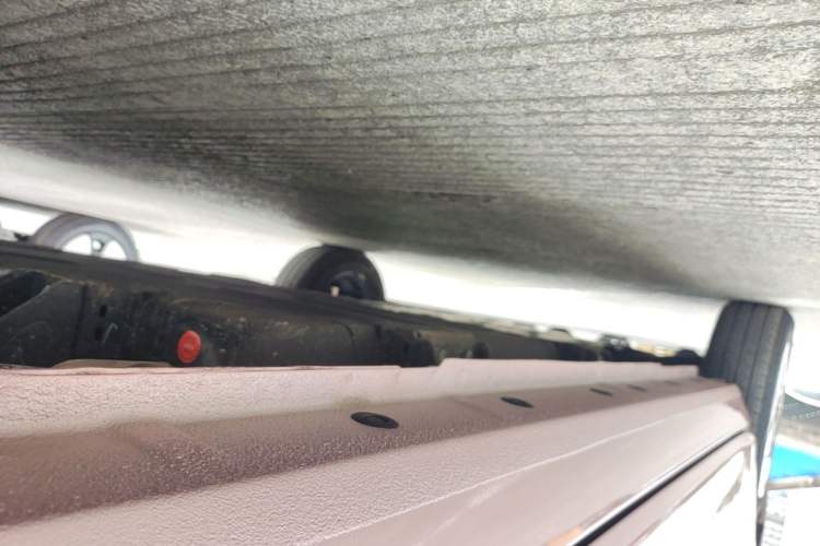 Used Geely Galaxy Panda 2025 210 km – Yuanqi Bear Left Side Sill