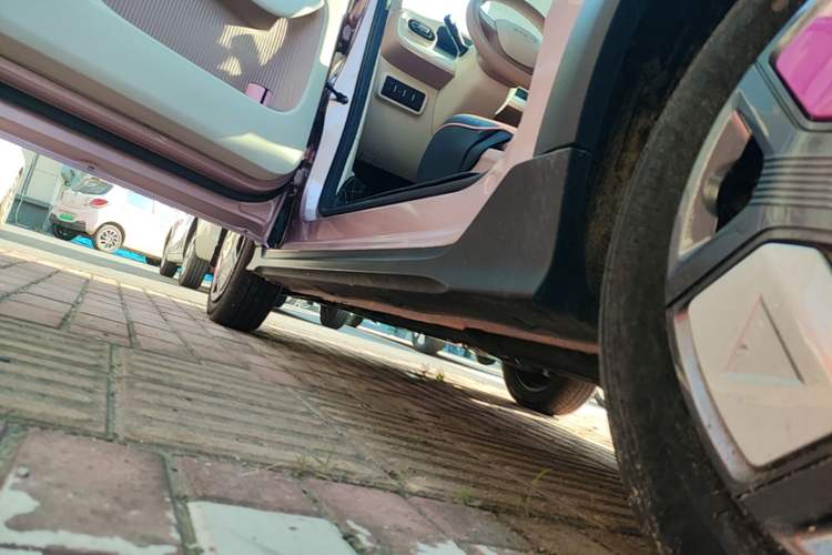 Used Geely Galaxy Panda 2025 210km Panda Kart Left Side Sill
