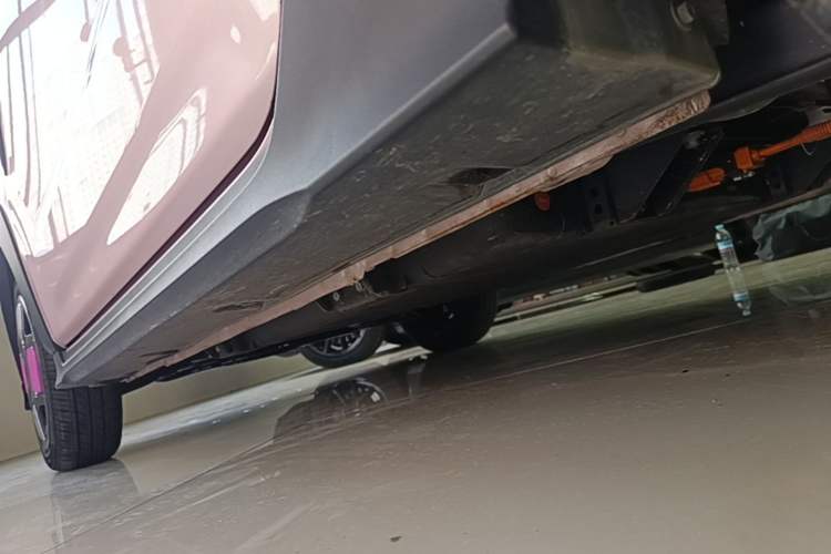 Used Geely Galaxy Panda 2025 210km Panda Kart Left Side Sill