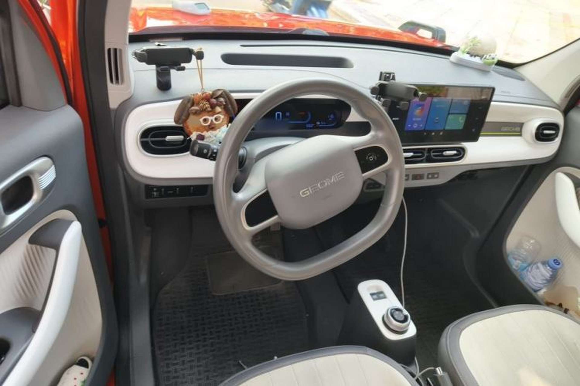 Used Geely Galaxy Panda 2025 210km Panda Rider Center Console