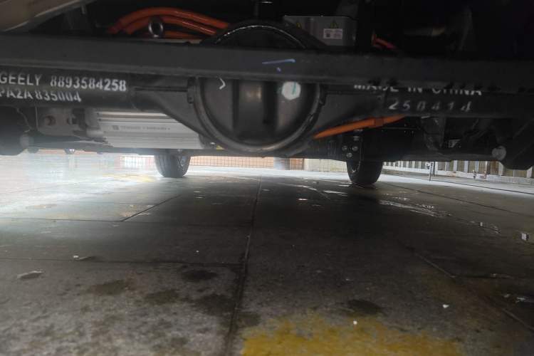 Used Geely Galaxy Panda 2025 210km Panda Rider Chassis Rear
