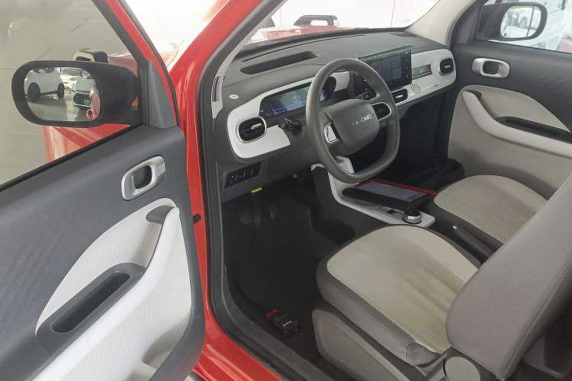 Used Geely Galaxy Panda 2025 210km Panda Rider Driver Seat