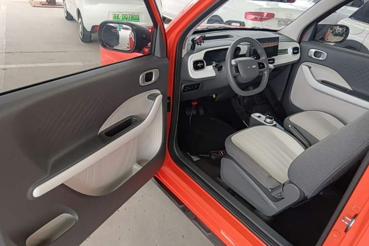 Used Geely Galaxy Panda 2025 210km Panda Rider Driver Seat