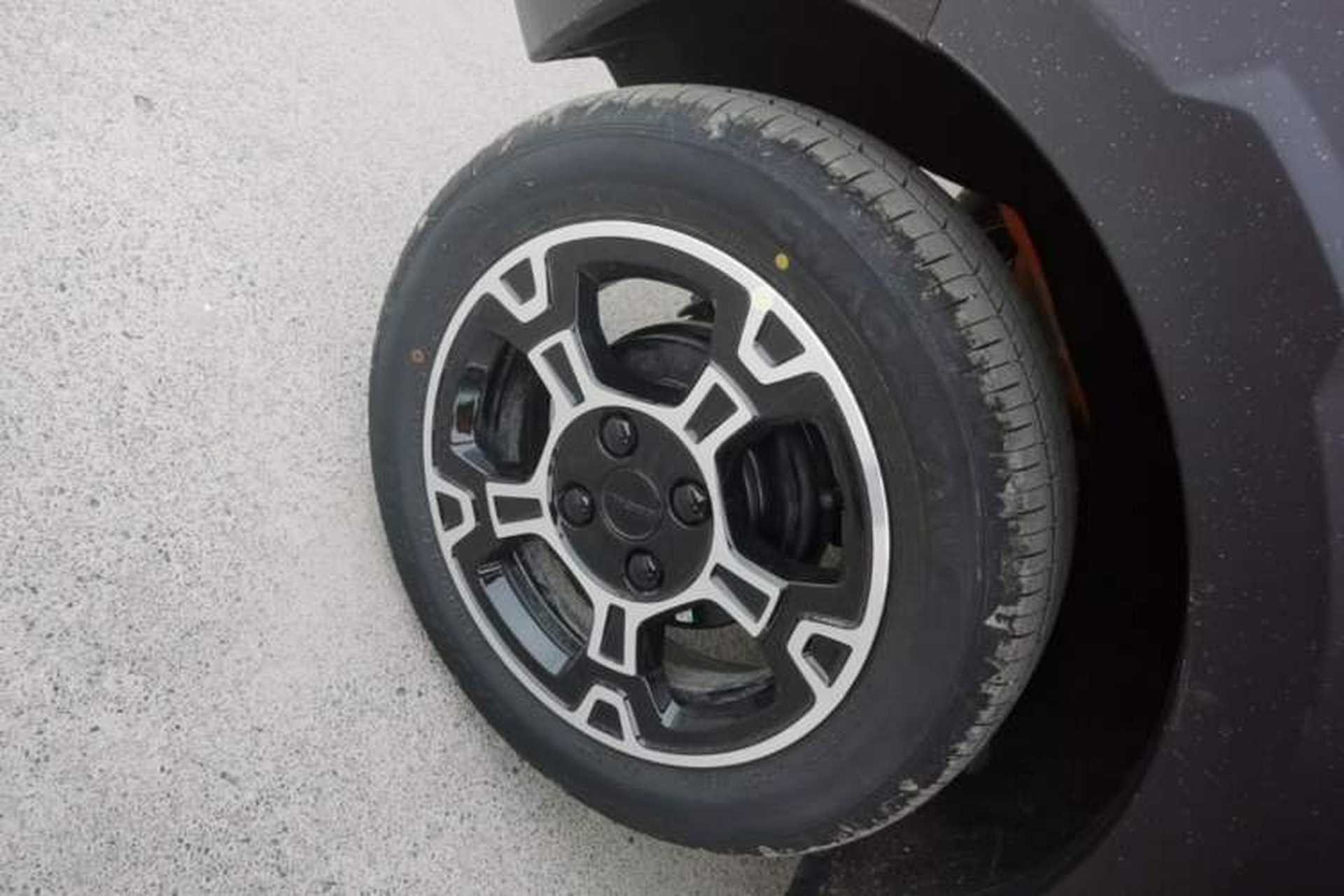 Used Geely Galaxy Panda 2025 210km Panda Rider Exterior 5