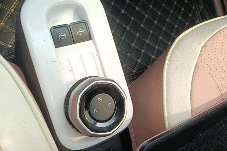 Used Geely Galaxy Panda 2025 210km Panda Kart Gear Lever