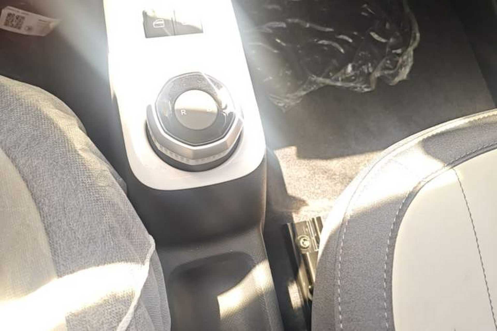 Used Geely Galaxy Panda 2025 210km Panda Rider Gear Lever